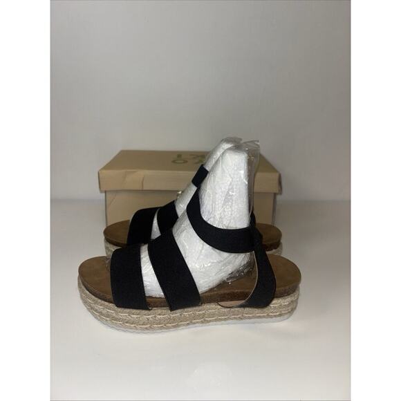 NWT Yoki Womens Black Beige Tan Ankle Strap Sandals Sz 6.5 Neutral Chunky Platfo - Picture 8 of 8